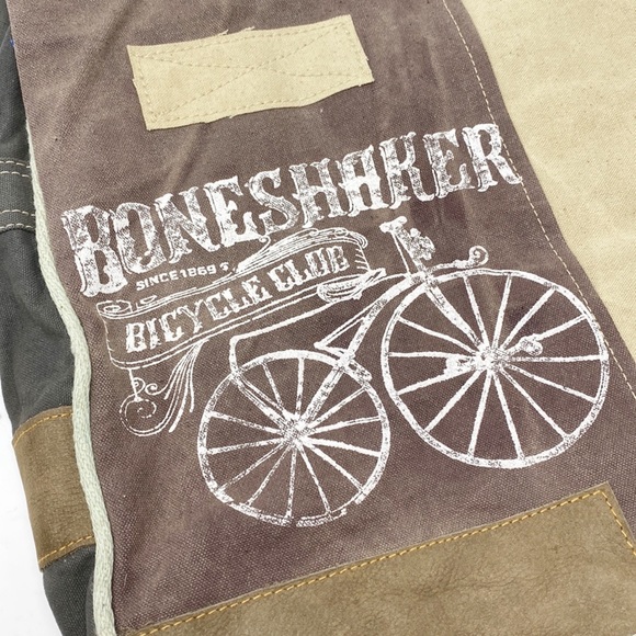 Clea Ray Boneshaker Crossbody/Shoulder Tote Bag - Picture 4 of 10